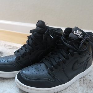 Air Jordan 1 Retro High OG 'Cyber Monday'